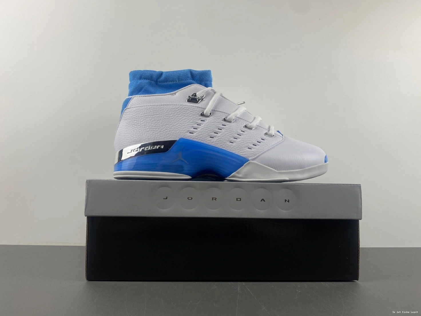 Air 17 SP Jordan University FJ0395-101 Retro Blue Low 0512